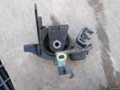 Подушка двигателя. Toyota Wish, ZNE10, ZNE10G Toyota Isis, ZNM10 Двигатель 1ZZFE
