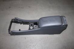 Подлокотник. Mercedes-Benz C-Class, W203