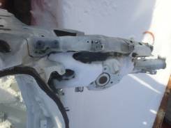 Передняя часть автомобиля. Mazda Mazda3, BL