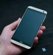 HTC One E9s Dual Sim. �����