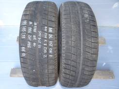 Bridgestone Blizzak Revo2. Зимние, без шипов, 2011 год, износ: 10%, 2 шт