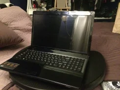 Lenovo G580. 15.6", 2 400����, ��� 6 ��, ���� 500���, WiFi: 1, Bluetooth: 1, ����������� �� 3��. ����