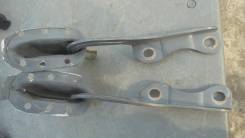 Крепление капота. Mitsubishi Pajero Pinin, H66W, H76W Mitsubishi Pajero iO, H61W, H66W, H71W, H76W Двигатель 4G93