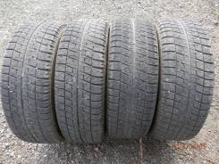 Bridgestone Blizzak Revo2. Всесезонные, 2013 год, 10 %, 4 шт