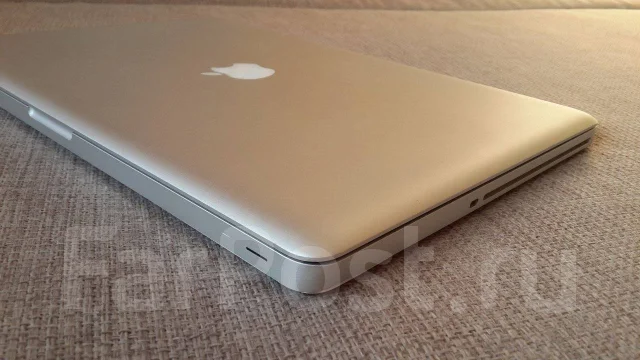 Apple MacBook Pro 15 2011 Early. 15.4", 2����, ��� 4 ��, ���� 120���, WiFi: 1, Bluetooth: 1, ����������� �� 6��. ��� ����� �� ������������ ����