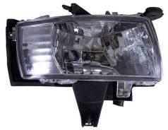 Туманка TOYOTA COROLLA 04-06/WISH 05-/SPACIO 03-/ISIS 04-/ESTIMA 06-/ALPHARD 08-