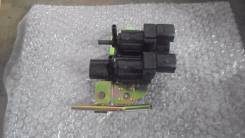 Кнопка включения 4wd. Mitsubishi Pajero, H65W, H67W, H76W, H77W Mitsubishi Pajero Pinin, H67W, H77W Mitsubishi Pajero iO, H65W, H67W, H76W, H77W Mitsu...