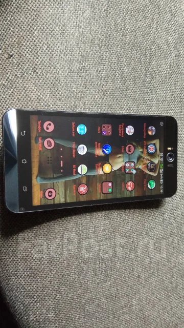 Asus ZenFone Selfie. �/� ����