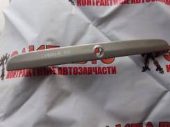 Накладка крышки багажника. Toyota Corolla, AE114, AE115, AE112, AE110, AE111