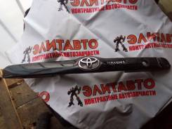 Накладка крышки багажника. Toyota Highlander, ACU25L, MCU25L, ACU20L, ACU20, MCU23, MCU21, ACU25, MCU28, MCU25, MCU26