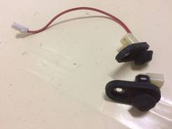 Концевик двери боковой. Toyota Town Ace Noah, CR42, SR40G, KR52, KR41, KR42, CR40G, SR40, SR50, CR50G, SR50G, CR50, CR41, CR52, CR51, CR40 Toyota Noah...