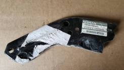 Крепление радиатора. Nissan Tiida, C11X, SC11X, C11 Двигатели: HR16DE, K9K, MR18DE