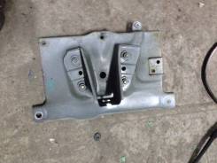 Кронштейн под аккумулятор. Honda Inspire, UA4, UA5 Honda Saber, UA5, UA4 Двигатель J32A