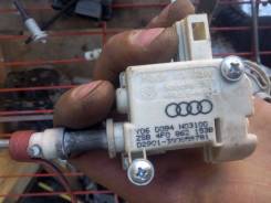 Крышка топливного бака. Audi: A6 allroad quattro, S6, RS6, Quattro, A6 Двигатели: ASB, AUK, BNG, BPP, BSG, BAT, BBJ, BDW, BDX, BKH, BLB, BMK, BNA, BNK...