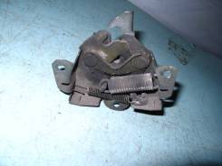 Замок капота. Mitsubishi Lancer Cedia, CS5W Двигатель 4G93