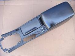 Консоль между сидений NISSAN MAXIMA (A33) 1999-2006 2.0 VQ20DE