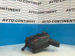 Корпус воздушного фильтра. Toyota Estima, ACR40, ACR40W Двигатели: 2AZFE, 2AZFXE