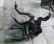 Педаль. Volkswagen Passat