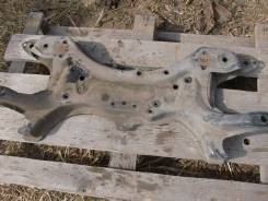 Балка поперечная. Toyota Corolla, ZZE120, ZZE120L