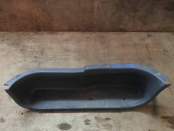 Порог пластиковый. Mitsubishi Delica Space Gear, PD4W, PF8W, PC5W, PD6W, PD5V, PF6W, PB4W, PC4W, PB5W, PD8W, PA4W, PB6W, PA5W, PB5V, PE8W, PA5V, PE6W...