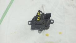 Замок капота. Toyota Vista, CV30, SV30, SV35, SV32, SV33 Toyota Camry, CV30, SV30, SV32, SV33, SV35 Двигатели: 2CT, 3SGE, 3SFE, 4SFE