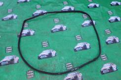 Уплотнитель двери багажника. Toyota Mark II, JZX100, GX100 Toyota Chaser, GX100, JZX100
