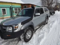 Mazda BT-50 ����