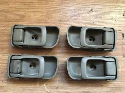 Ручка двери внутренняя. Nissan Terrano, LR50, LVR50, PR50, RR50, TR50, JLR50, JRR50, JTR50 Nissan Terrano Regulus, JLR50, JRR50, JTR50 Двигатели: QD32...