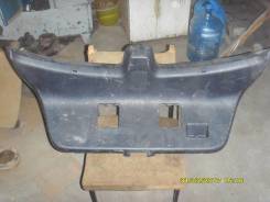 Обшивка крышки багажника Toyota Avensis I 1997-2003 Тойота Авенсис 1 6775005040B1