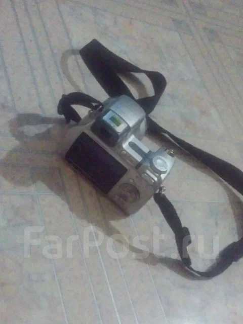 Sony Cyber-shot DSC-H7. 8 - 8.9 ��, ���: 14� � ����� ����