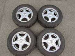 Продам универсальное литье с резиной 195/65/14 2013 года. 5.5x14 5x100.00, 5x114.30 ET38