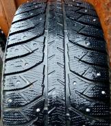 Bridgestone Ice Cruiser 7000. Зимние, шипованные, 2012 год, износ: 30%, 4 шт