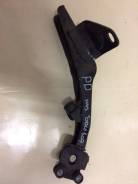 Ролик дверной. Mitsubishi Delica, PD4W, PE6W, PC4W, PF6W, PD8W, PA4W, PB5W, PB4W, PD6W, PE8W, PC5W, PF8W, PA5W, PB6W