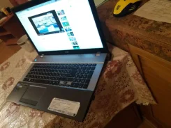 Acer Aspire V3-771G. 17.3", 3,3����, ��� 8 ��, ���� 1 000���, WiFi, Bluetooth, ����������� �� 3��. ����