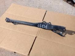 Планка на замок капота Тойота Кроун, GS131. Toyota Crown, GS131H, GS131, UZS131, MS133, JZS131, MS137, MS135 Двигатели: 1UZFE, 1GGZE, 5ME, 1JZGE, 7MGE