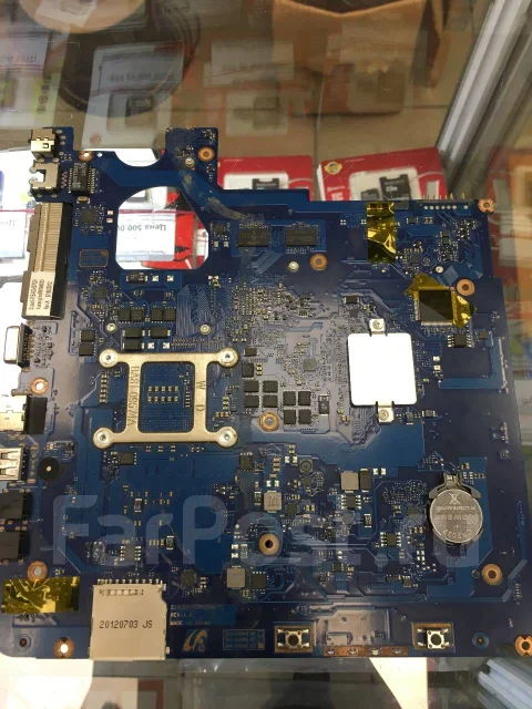 Samsung 300E5C. WiFi: 1, Bluetooth: 1 ����