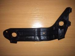 Кронштейн крепления бампера. Toyota Lite Ace, CR41, SR40, KR42 Toyota Town Ace, KR42, CR41, SR40 Toyota Town Ace Noah, CR42, KR52, KR41, KR42, SR40, S...