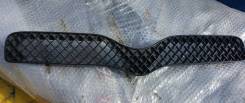 Решетка радиатора. Toyota Vitz, NCP10, NCP13 Toyota Yaris, NCP13 Toyota Echo, NCP13 Двигатели: 1NZFE, 2NZFE