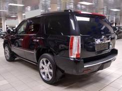 Стекло заднее. Cadillac Escalade, GMT900