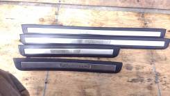Накладка на порог. Toyota Aristo, JZS160, JZS161 Двигатели: 2JZGE, 2JZGTE