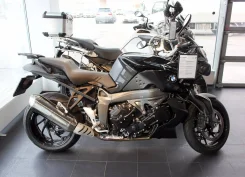 BMW K 1300 R. 1 293����. ��., ��������, ���, � �������� ����