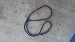 Уплотнитель двери багажника. Toyota Vitz, SCP10, SCP13, NCP10, NCP13, NCP15 Toyota Yaris, NCP13, NLP10, SCP10, NCP10 Toyota Echo, SCP10, NCP13, NCP10...