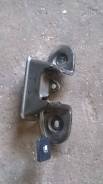 РУЧКА ОТКРЫВАНИЯ БЕНЗОБАКА Mazda Proceed, UV56R, UV66R, UF66M, UVL6R