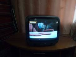 Goldstar LT 24T409R. 21"