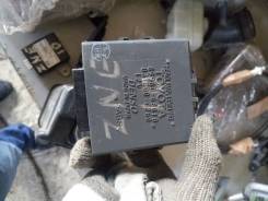 Блок управления светом. Toyota Wish, ANE10, ANE10G, ZNE10, ZNE10G Двигатели: 1AZFSE, 1ZZFE