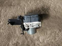 Блок abs. Nissan Fuga, Y51