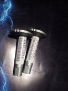 Болт. Toyota: Land Cruiser, Tacoma, Hilux Surf, Land Cruiser Prado, 4Runner Двигатели: 1KDFTV, 1KZT, 1KZTE, 3L, 3RZF, 3RZFE, 5VZFE