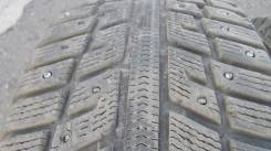 Kumho I'Zen KW22. Зимние, шипованные, 2011 год, износ: 40%, 1 шт