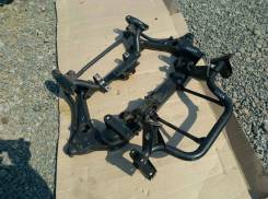 Балка под двс. Mitsubishi Delica, P25W, P35W Двигатель 4D56