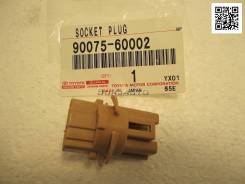 Патрон лампы. Toyota: Corolla, Ipsum, Century, Camry Gracia, Granvia, Vista Ardeo, Origin, Avensis Verso, Ractis, Corona, Crown, Corolla Fielder, Regi...